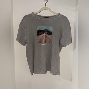 Forever 21 Gray 'No Signal' Road Graphic Tee